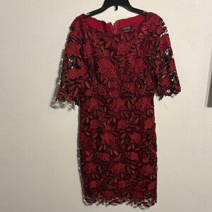 TAHARI Elegant Burgundy Lace Midi Dress